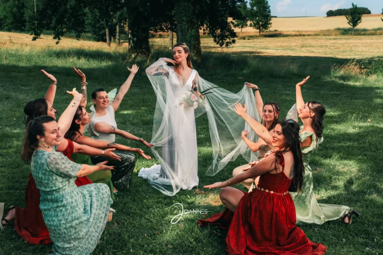 Mariée et demoiselles